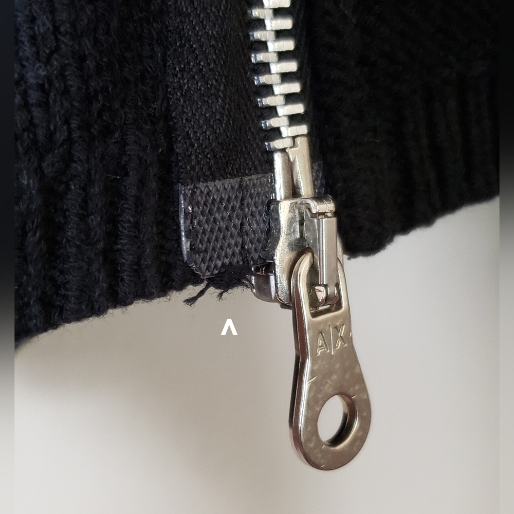 A/X Armani Exchange Women's Black Knit Asymmetrical Sweater Size Small - Picture 13 of 13